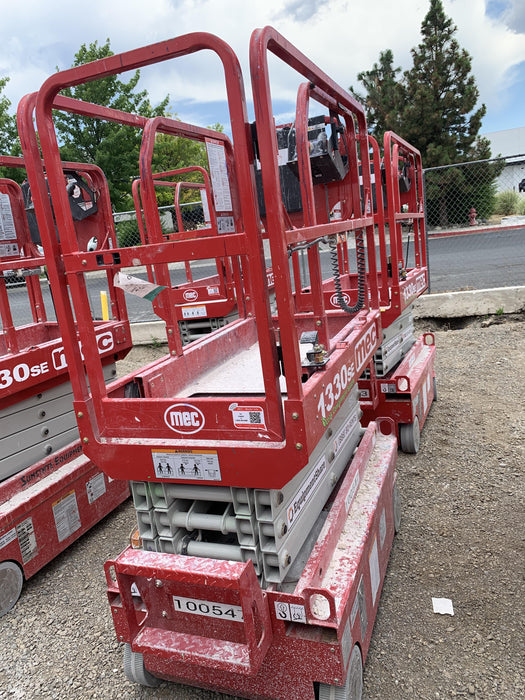 2020 MEC 1330SE Solid NM Tires, Steel Swing out Doors, LCS, Beacon, 900W Invertor