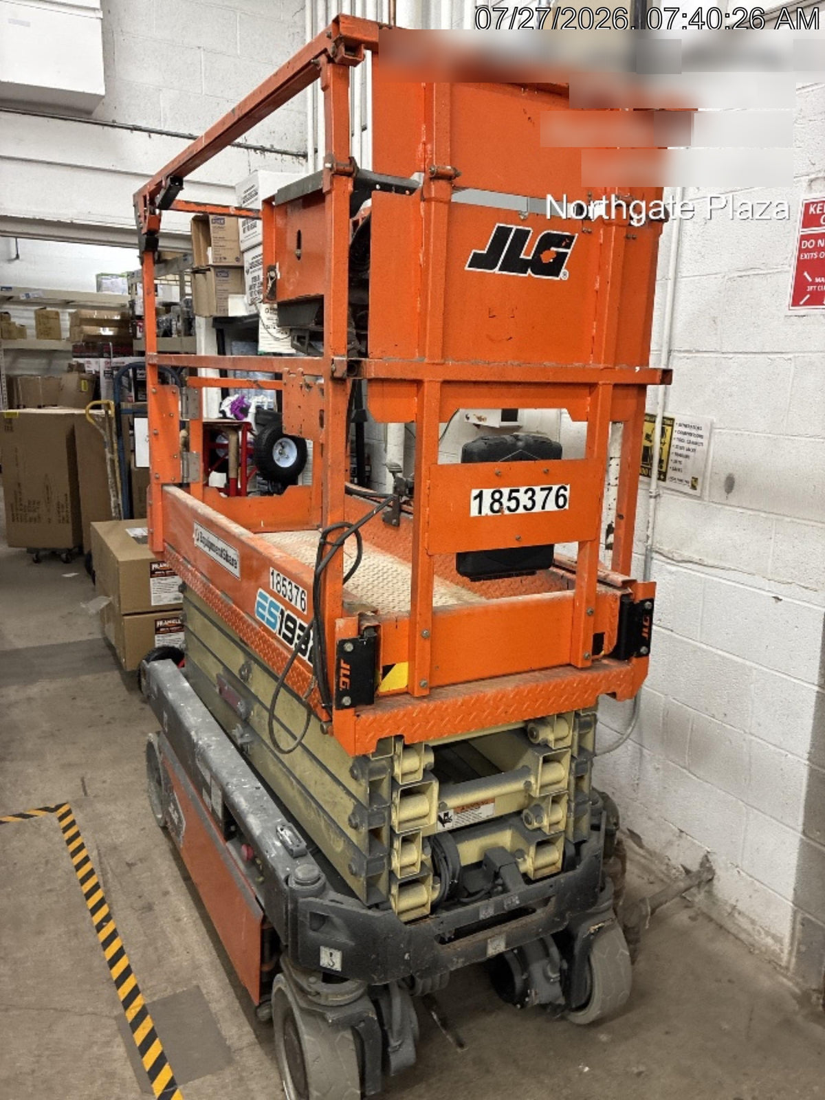 2021 JLG ES1932