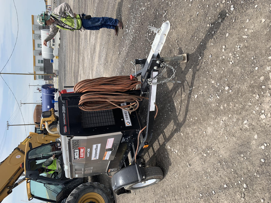 2019 Lincoln Electric Vantage 322 Welder Ready-Pak 3, Two wheel trailer, Fender and Light kit, Cable Rack