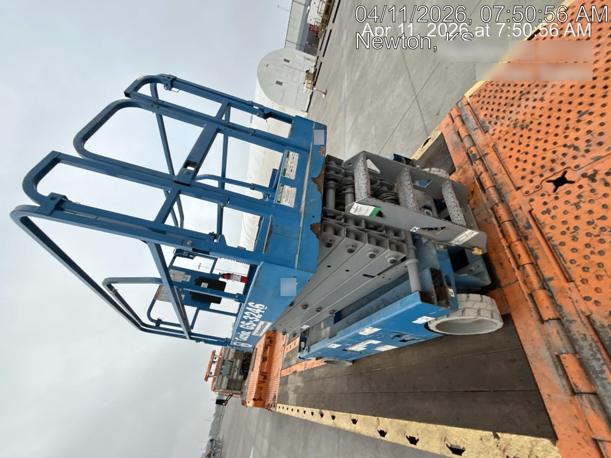 2018 Genie GS-3246 GS-3246 w/Folding rails, Full height swing gate