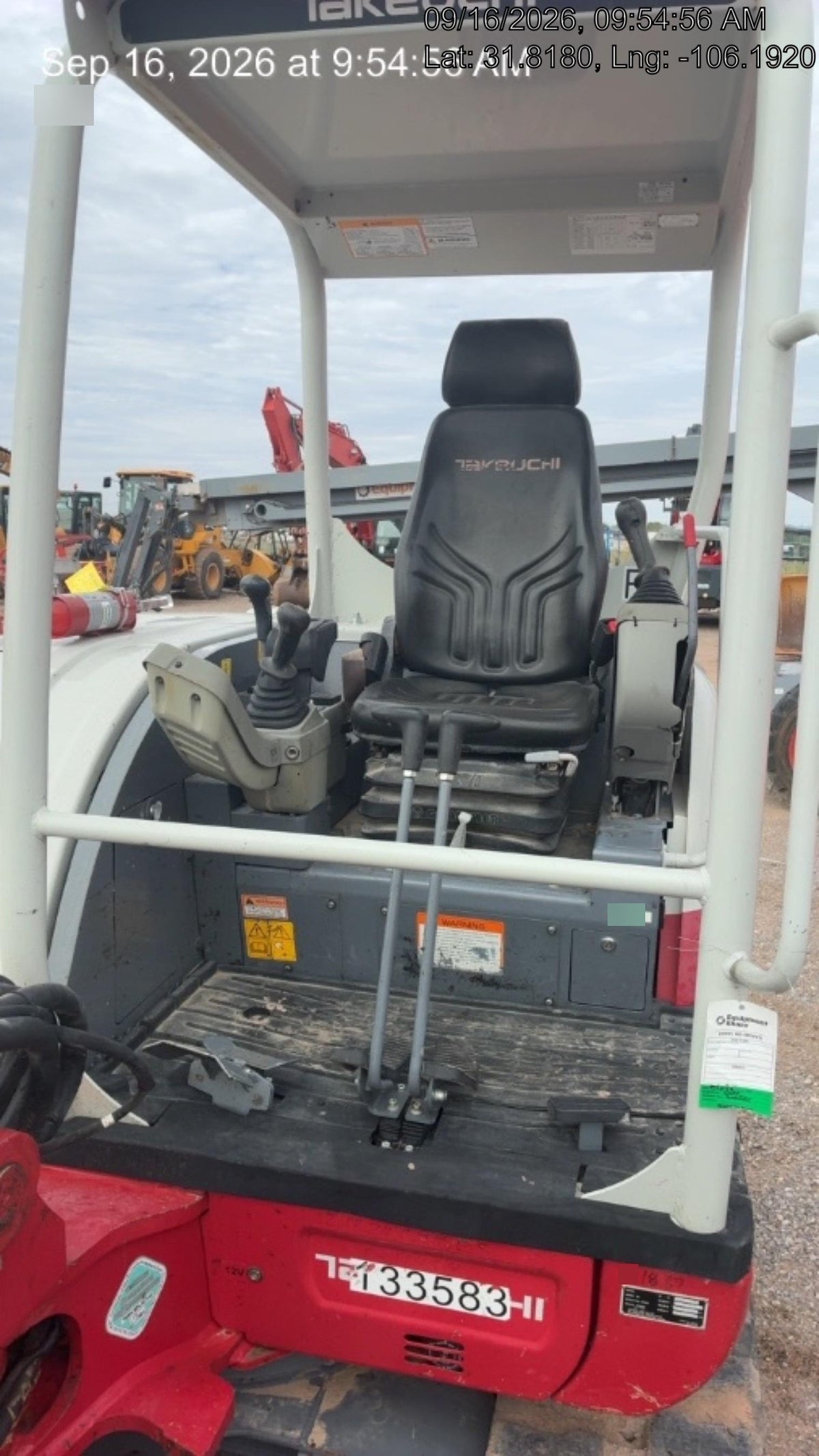 2021 TAKEUCHI TB250-2