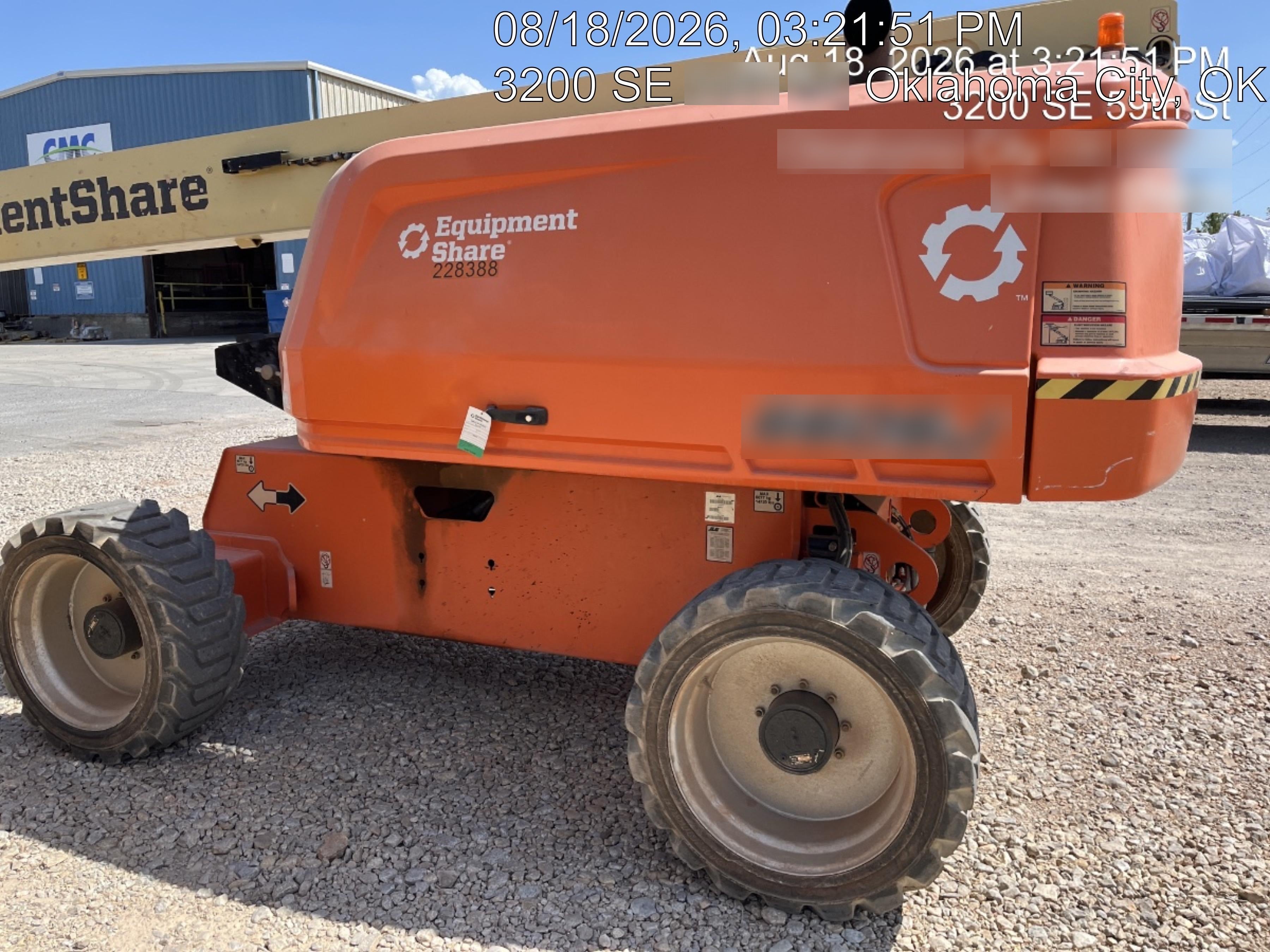 2022 JLG 660SJ