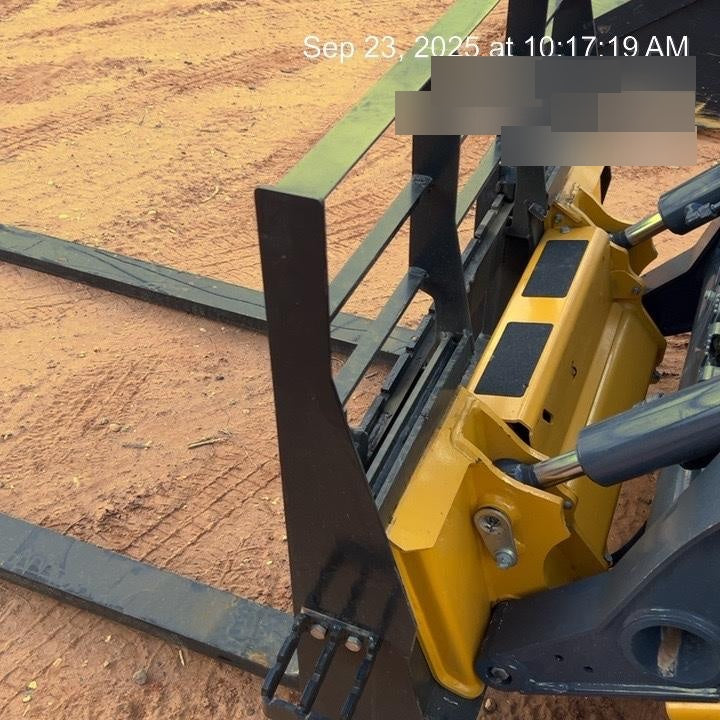 2025 ARROW MATERIAL HANDLING F5100CB - 72"