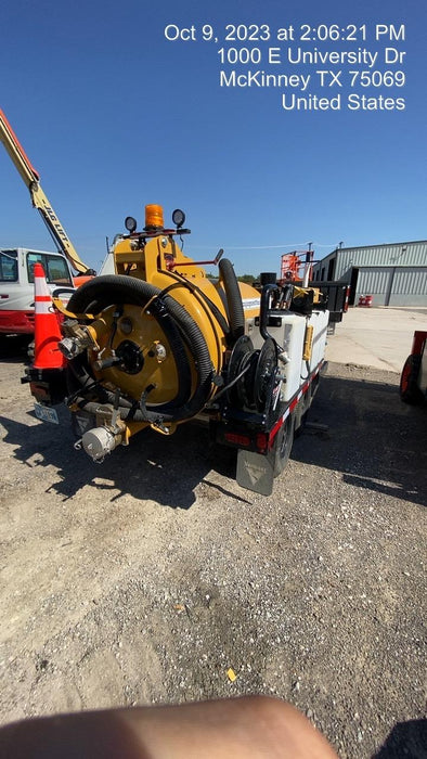 2023 VAC-TRON LP573XDT