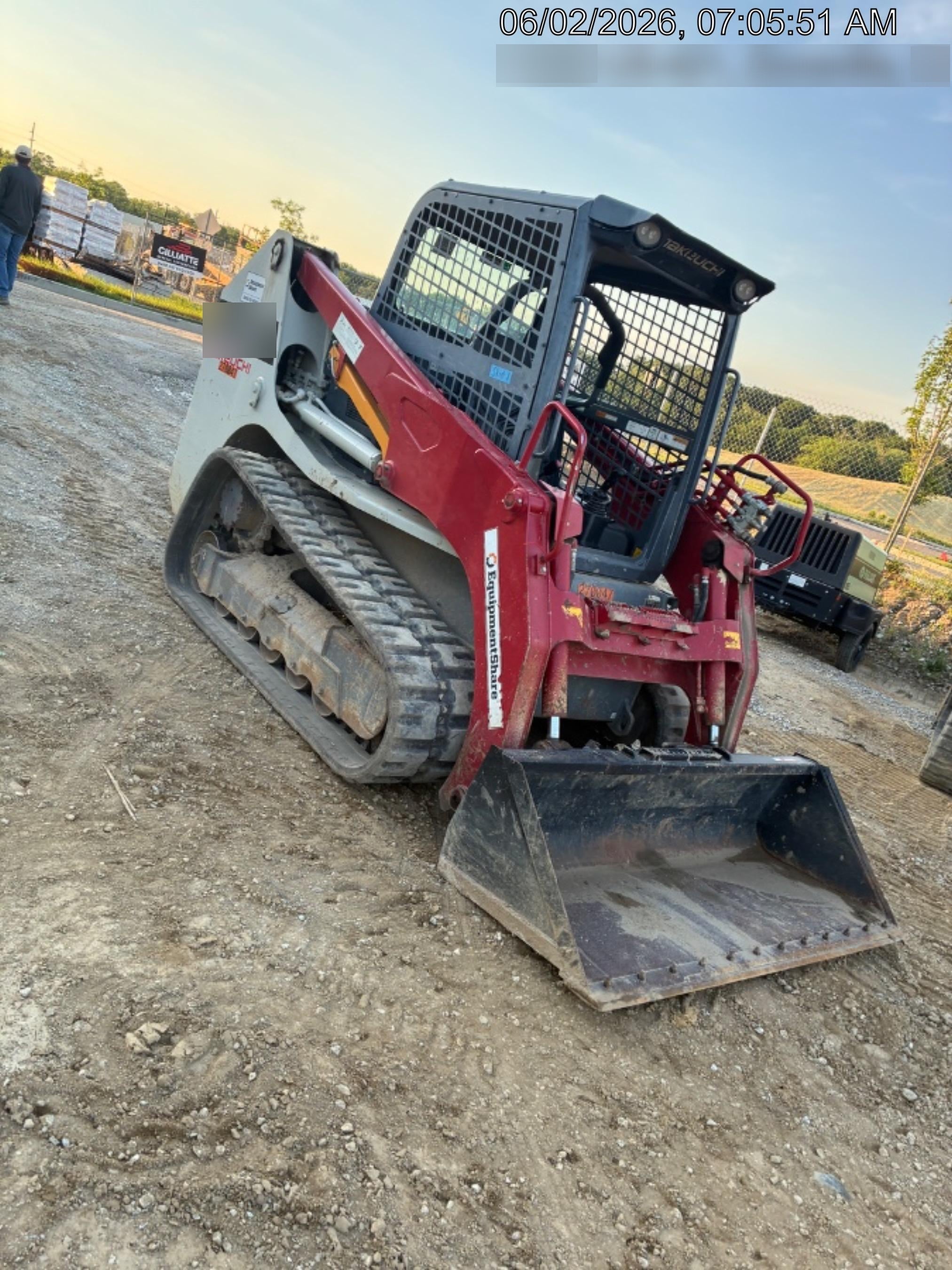 2022 TAKEUCHI TL12R2-R