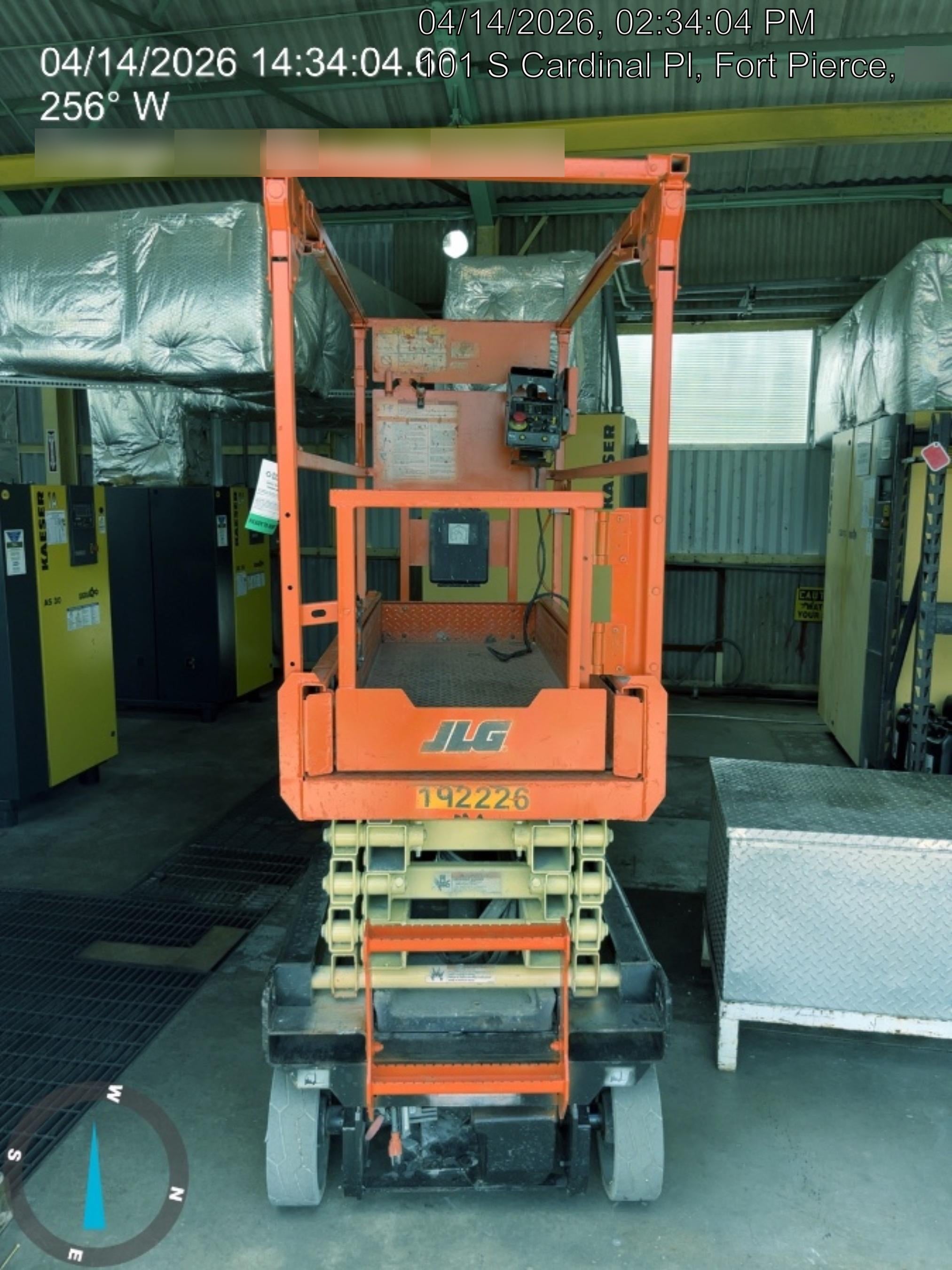 2021 JLG ES1932