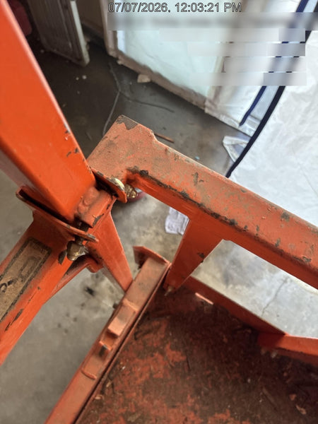 2022 JLG ES3246