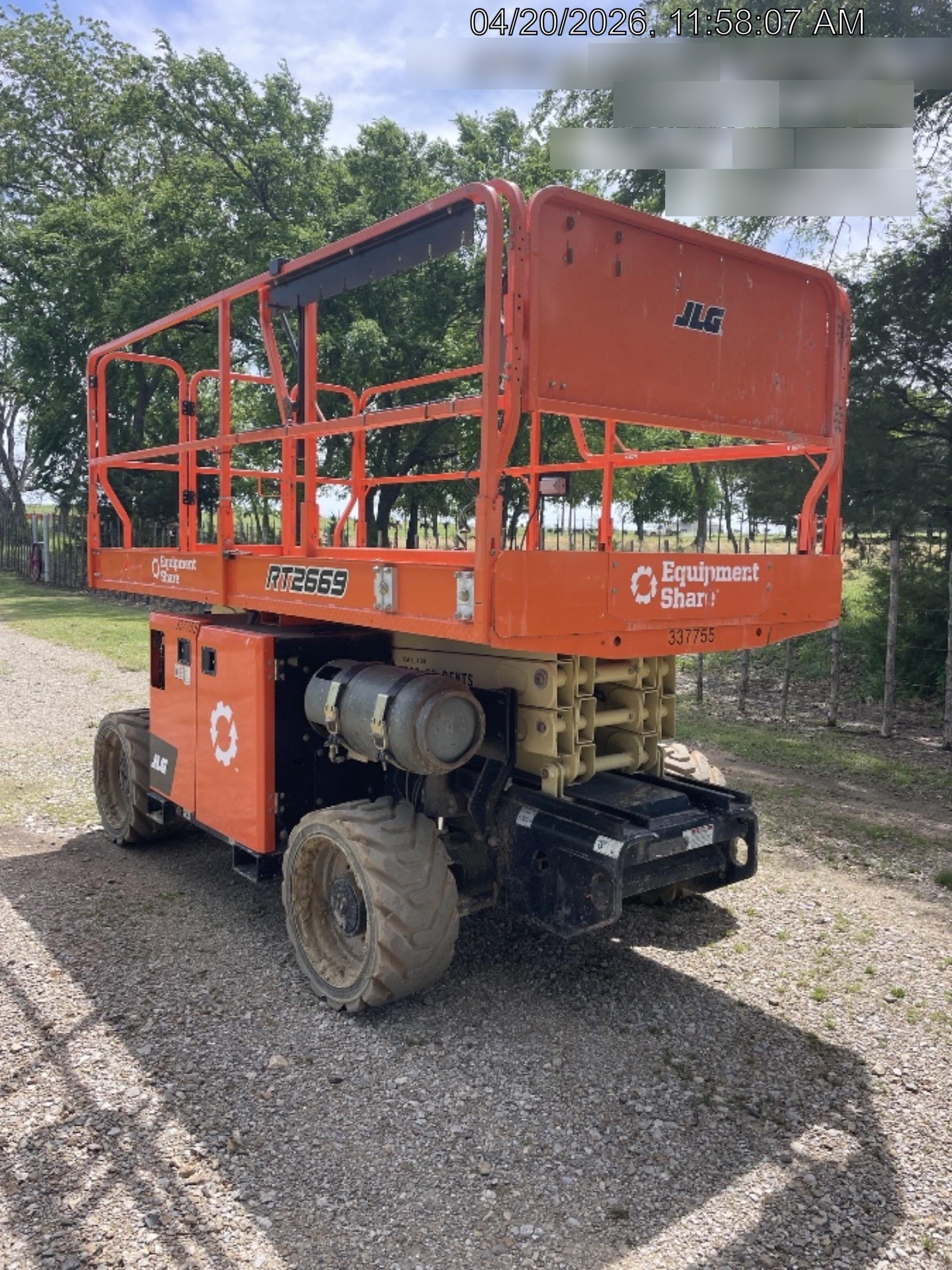 2023 JLG RT2669