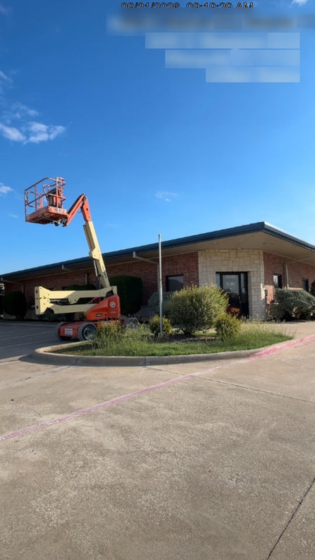 2022 JLG E450AJ