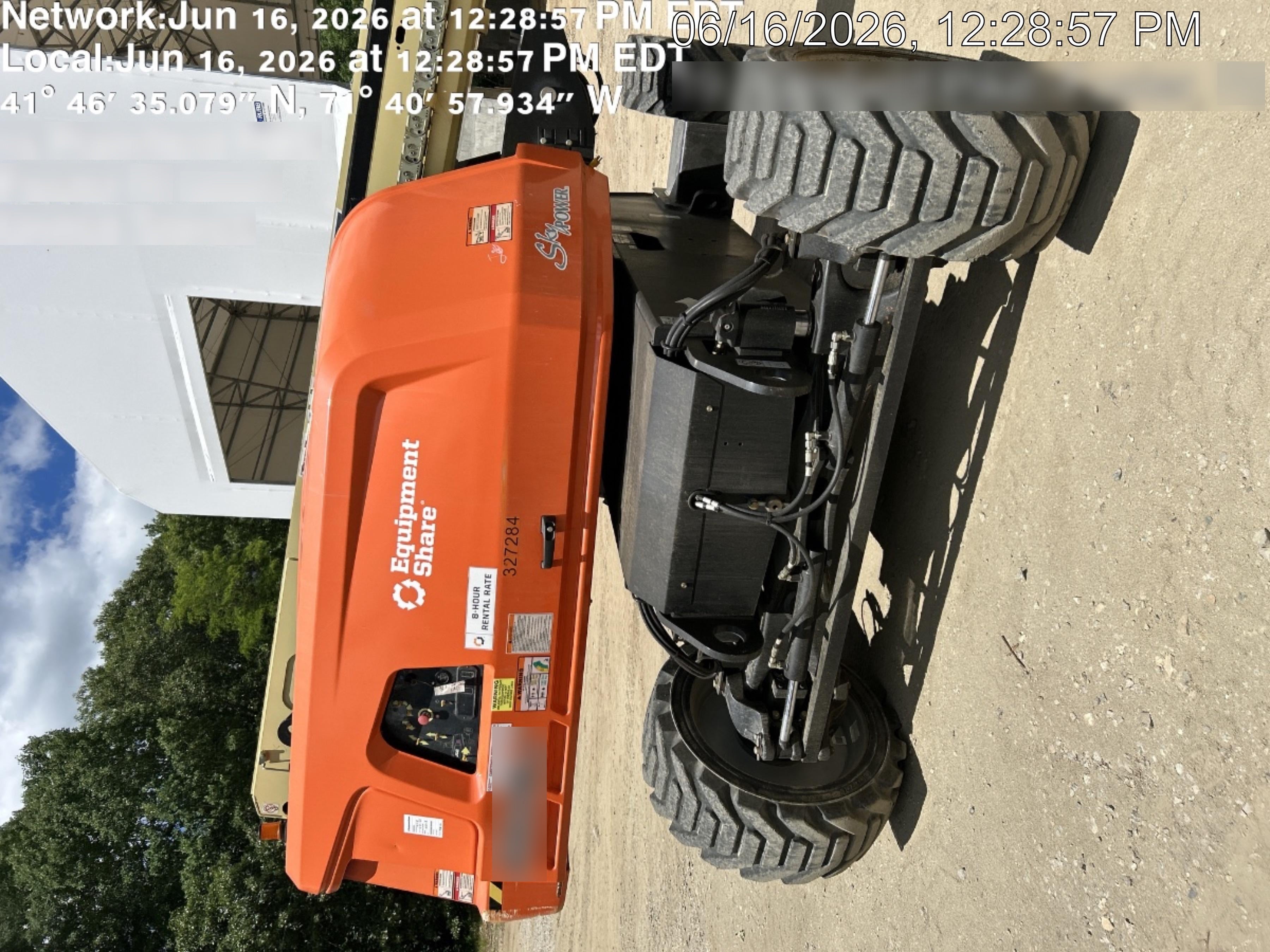 2023 JLG 660SJ