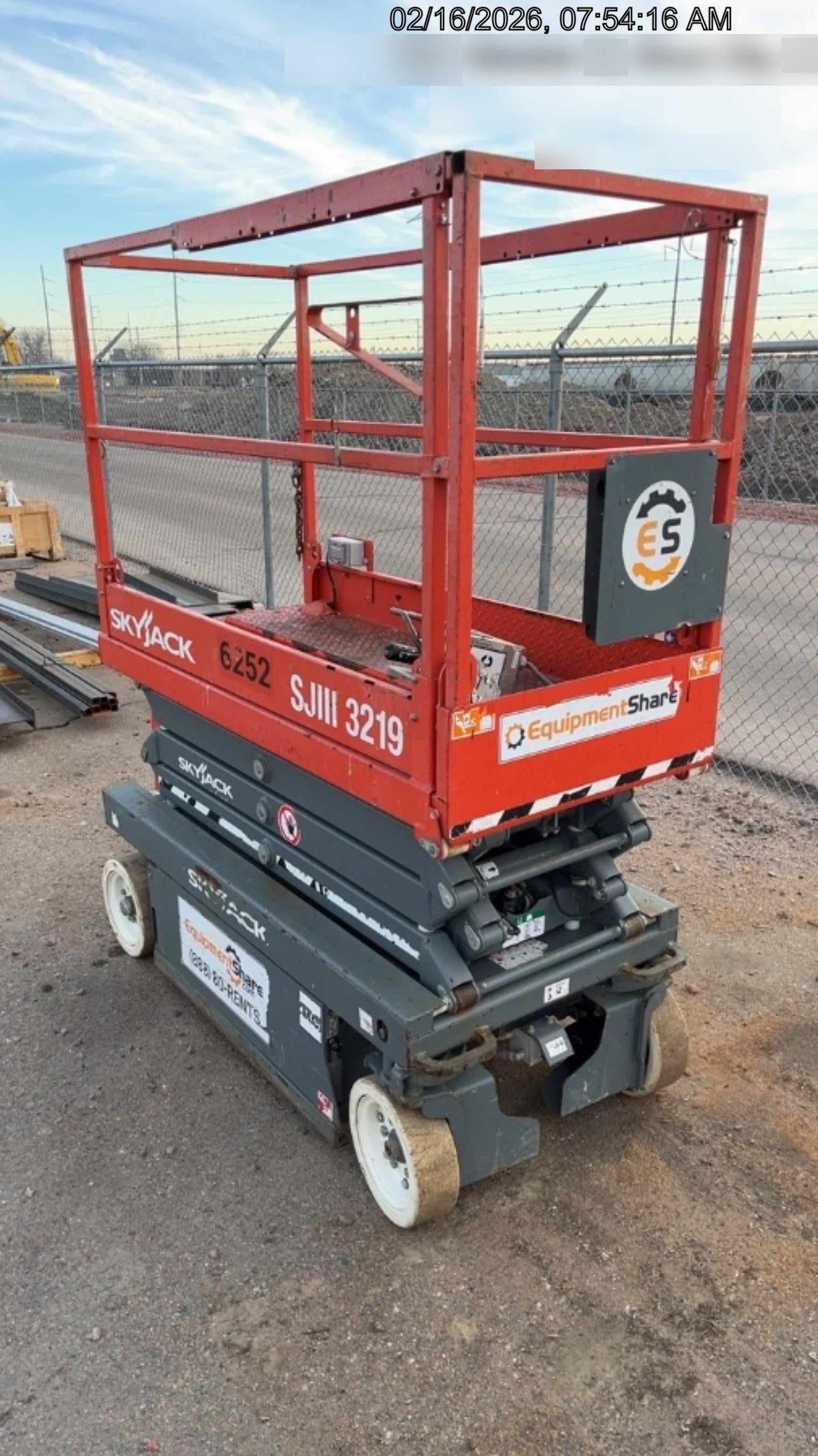 2017 Skyjack SJIII-3219 Skyjack SJ3219, Trojan Battery Set, Extended Warranty 5yr/5k hr