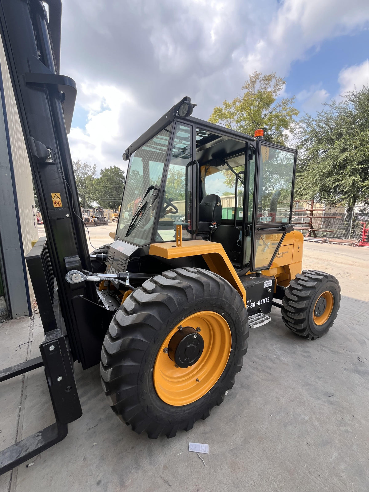 2025 JCB 930-4