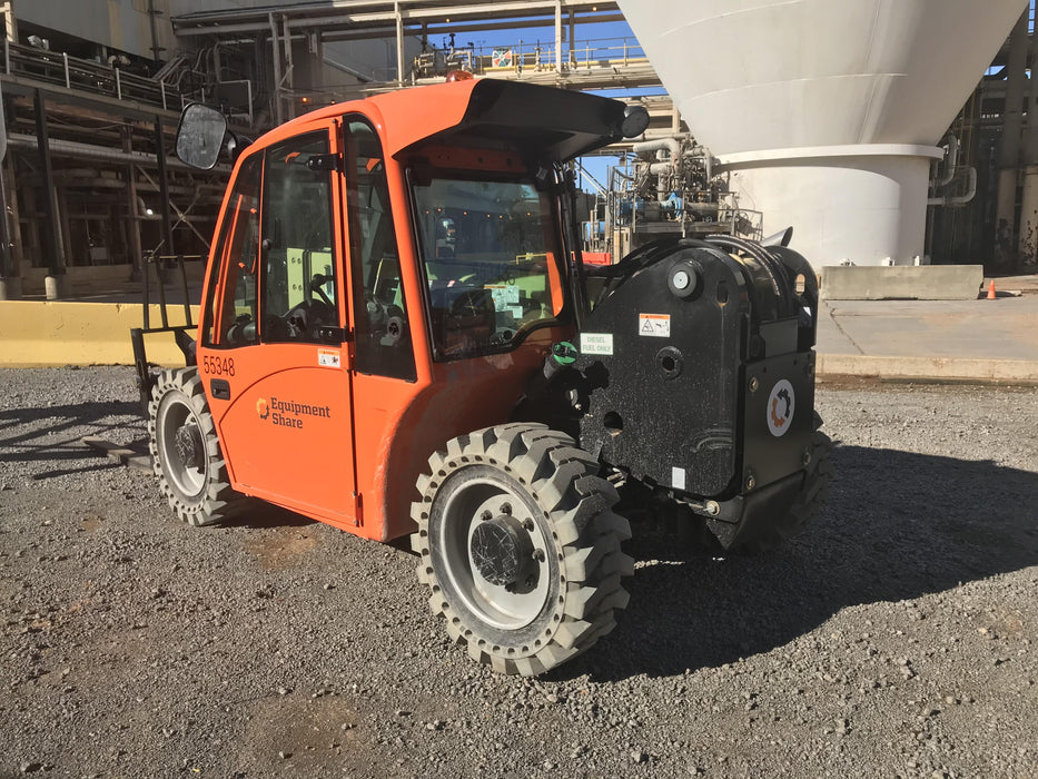 2020 JLG G5-18A Cab/Heat/Air, NM Solid Tires, Beacon w/48" Carriage, 48" Pallet Forks