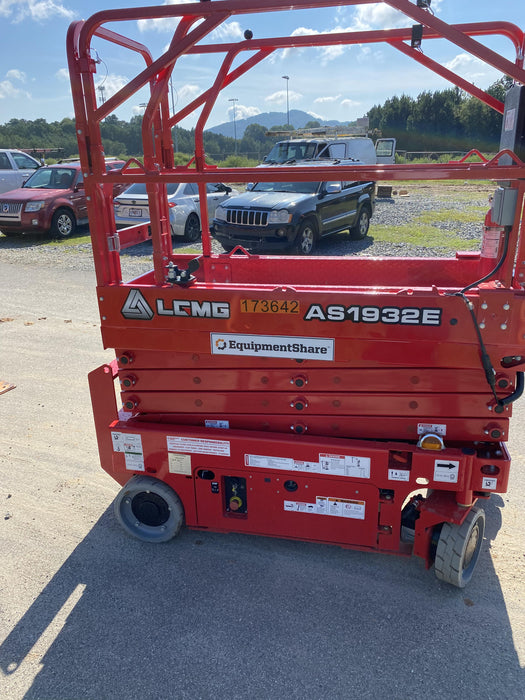 2021 Lgmg AS1932E Electric Drive, Solid Non Marking Tires, Dual Beacons