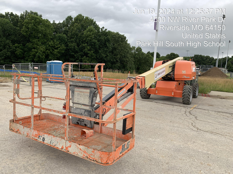 2019 JLG 660SJ