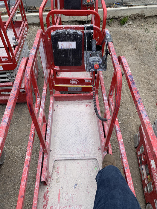 2020 MEC 1330SE Solid NM Tires, Steel Swing out Doors, LCS, Beacon, 900W Invertor