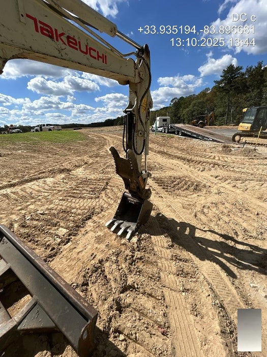 2020 Takeuchi TB235-2R Canopy, Rubber Tracks, Manual TAG QC