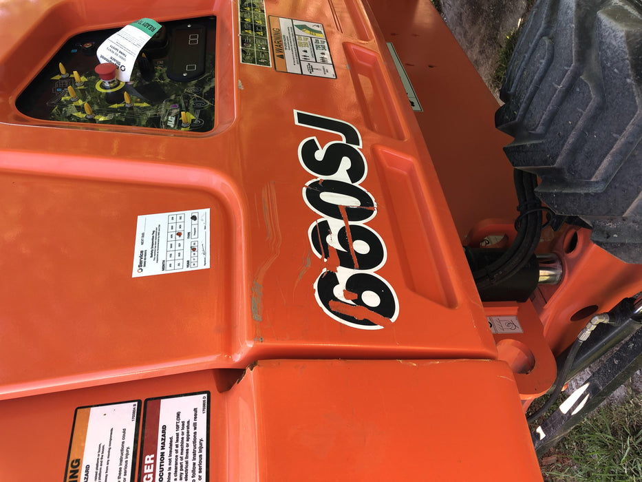 2019 JLG 660SJ