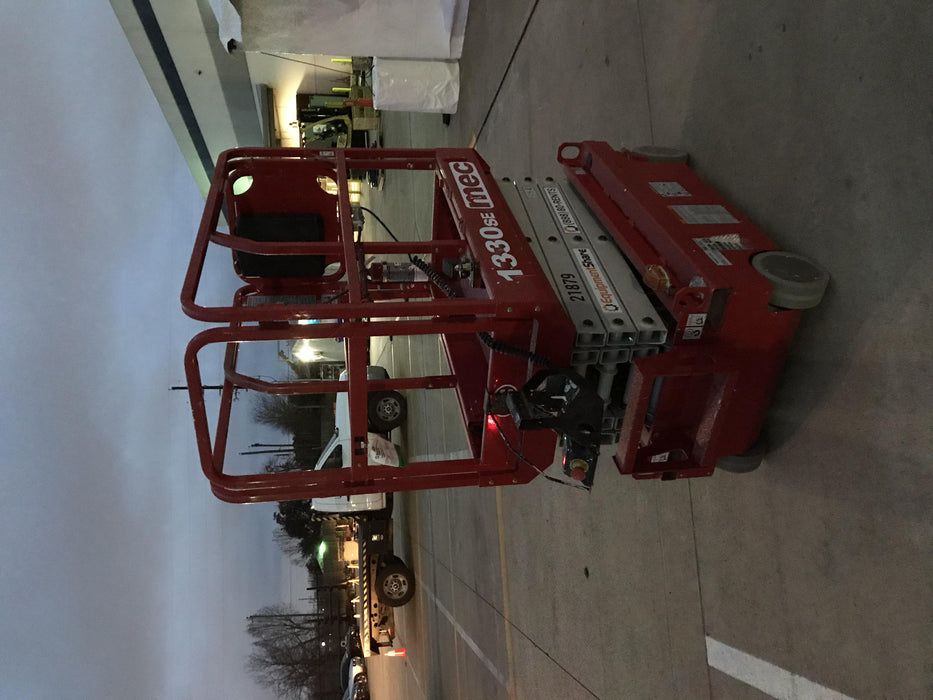 2019 MEC 1330SE MEC 1330SE w/ES Track Hardware, Full Extended 2 Year Warranty