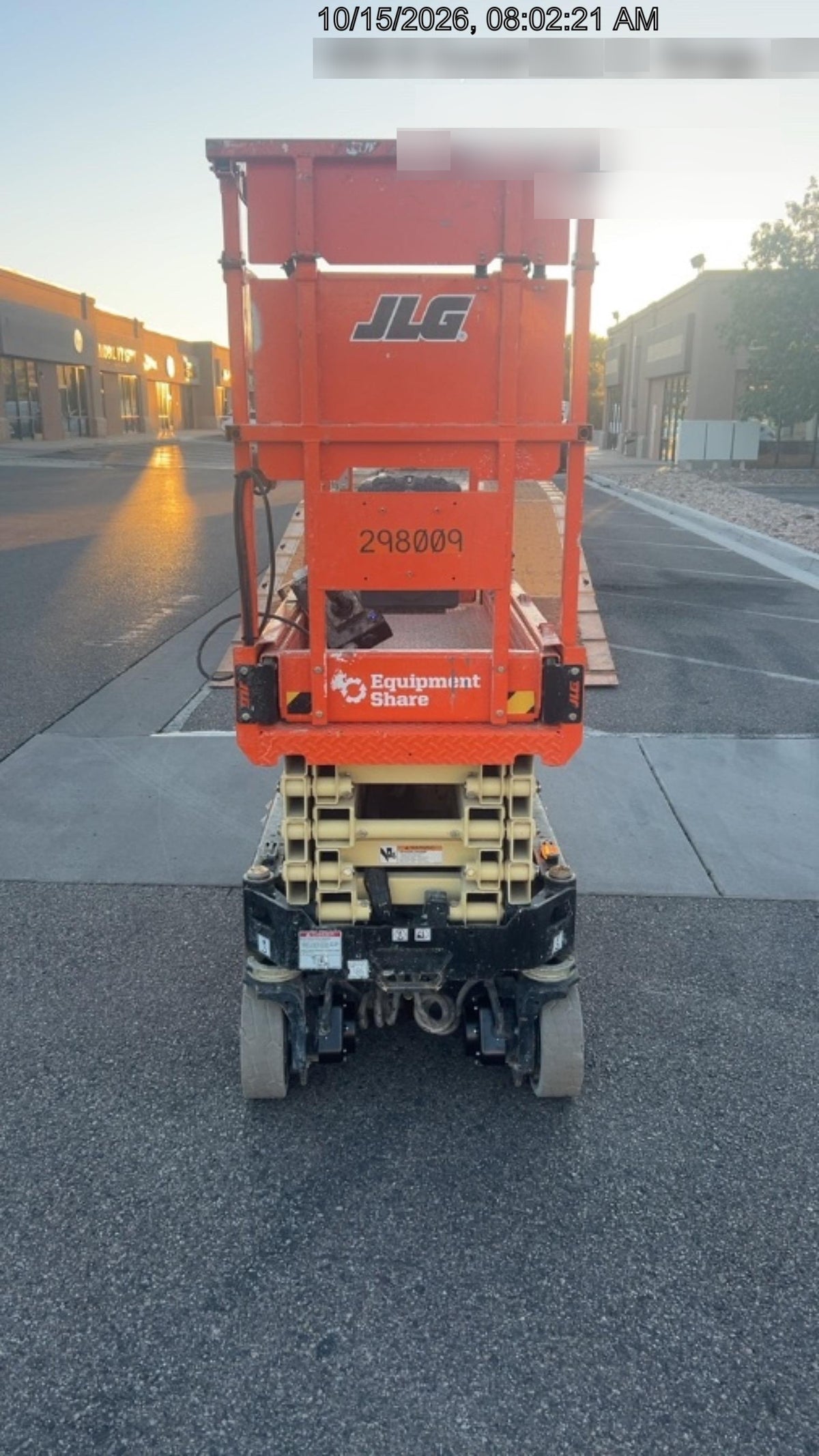 2023 JLG ES1932