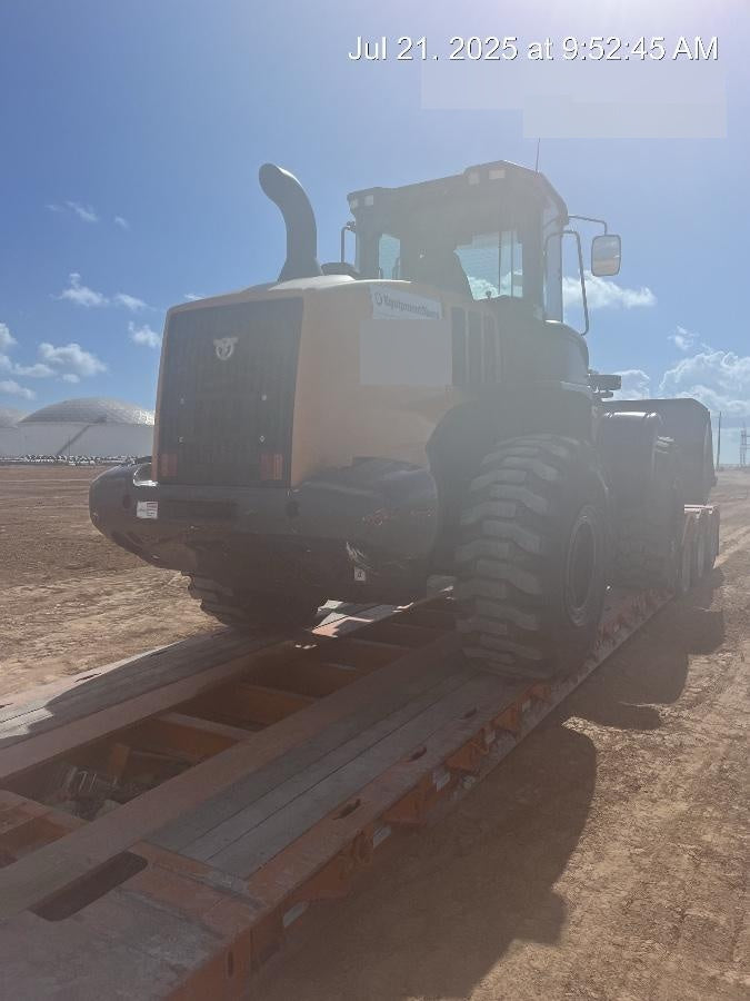 2023 CASE 821G