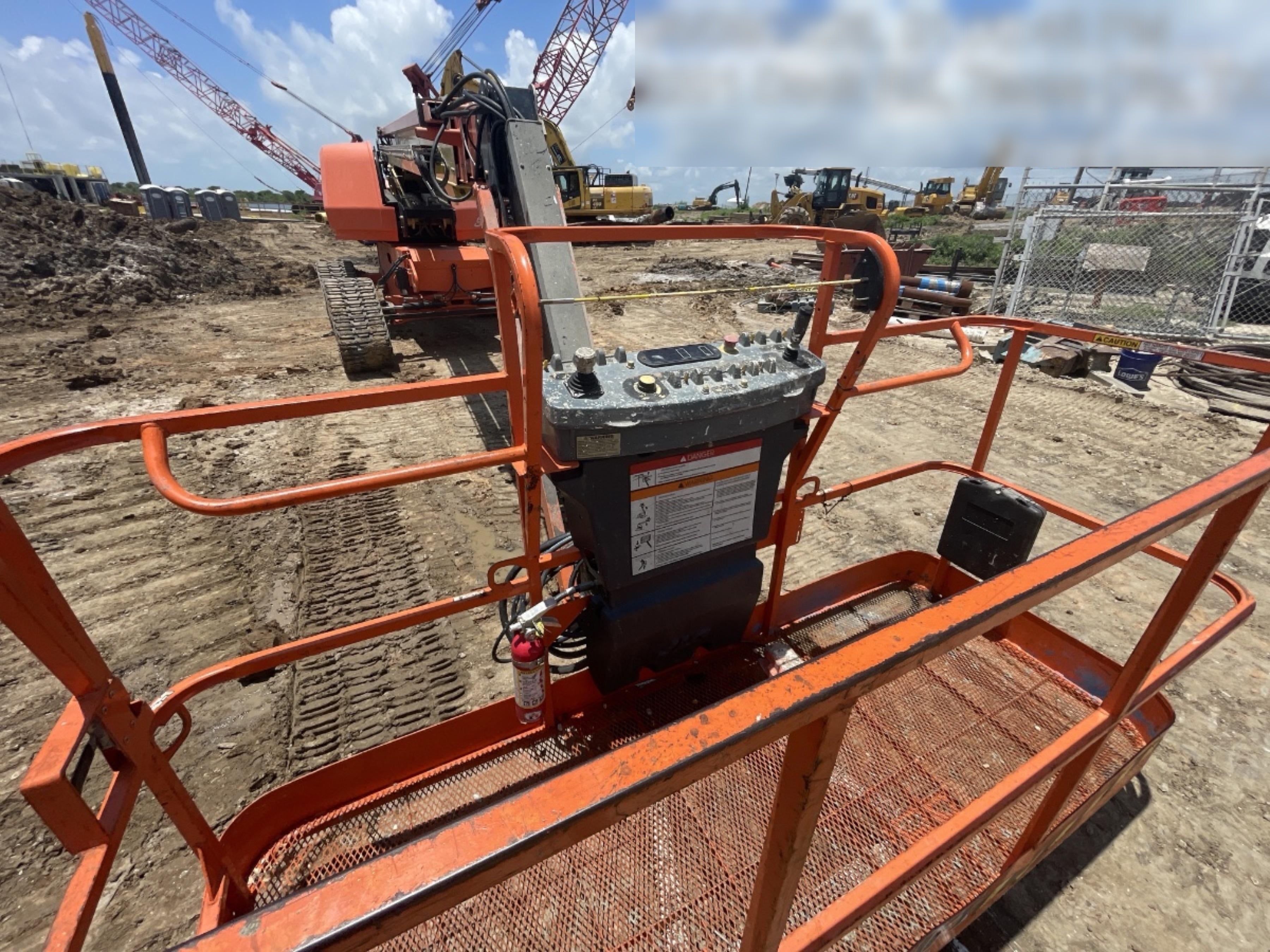 2021 JLG 660SJ Quad Track