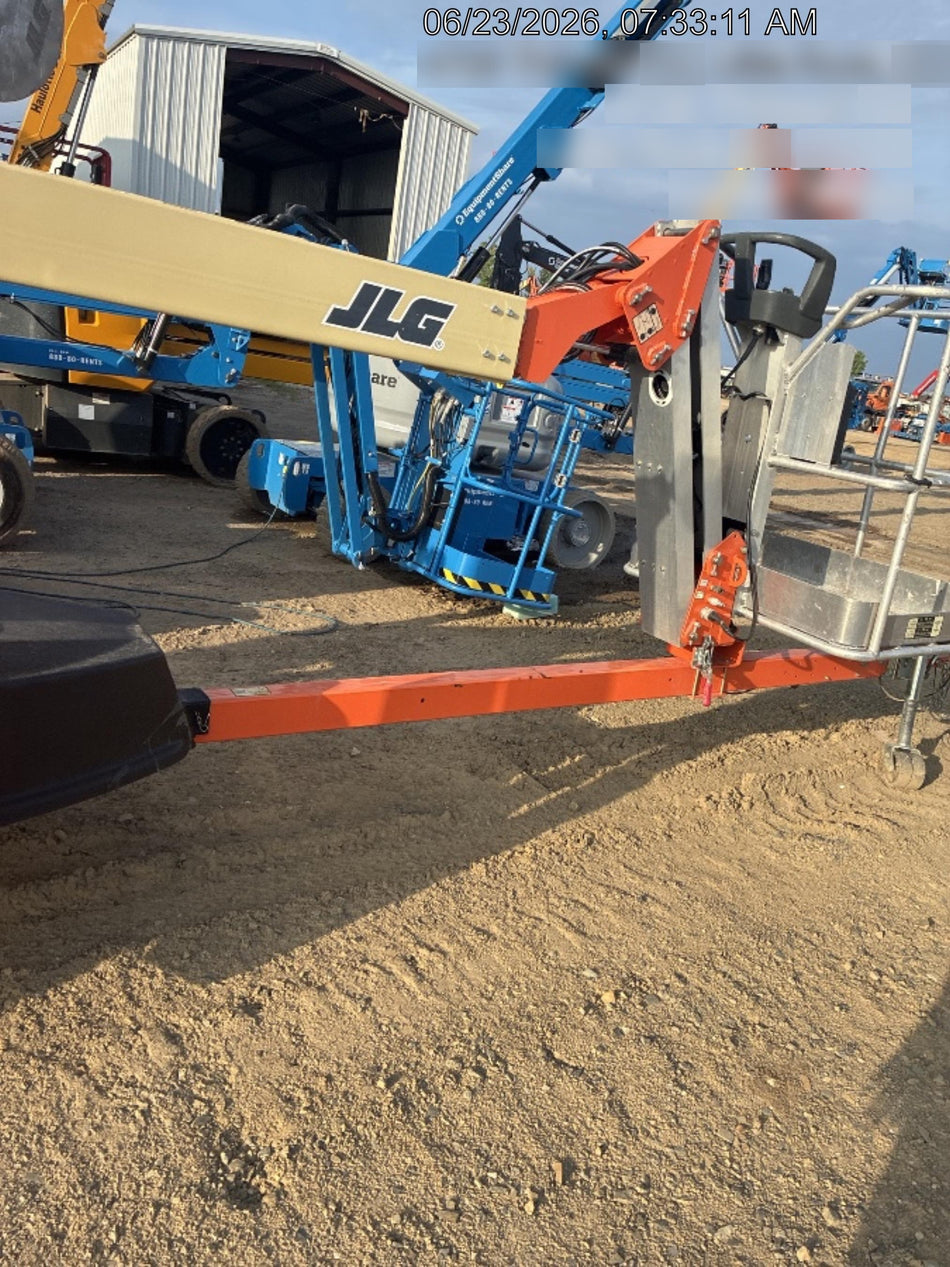 2023 JLG T500J