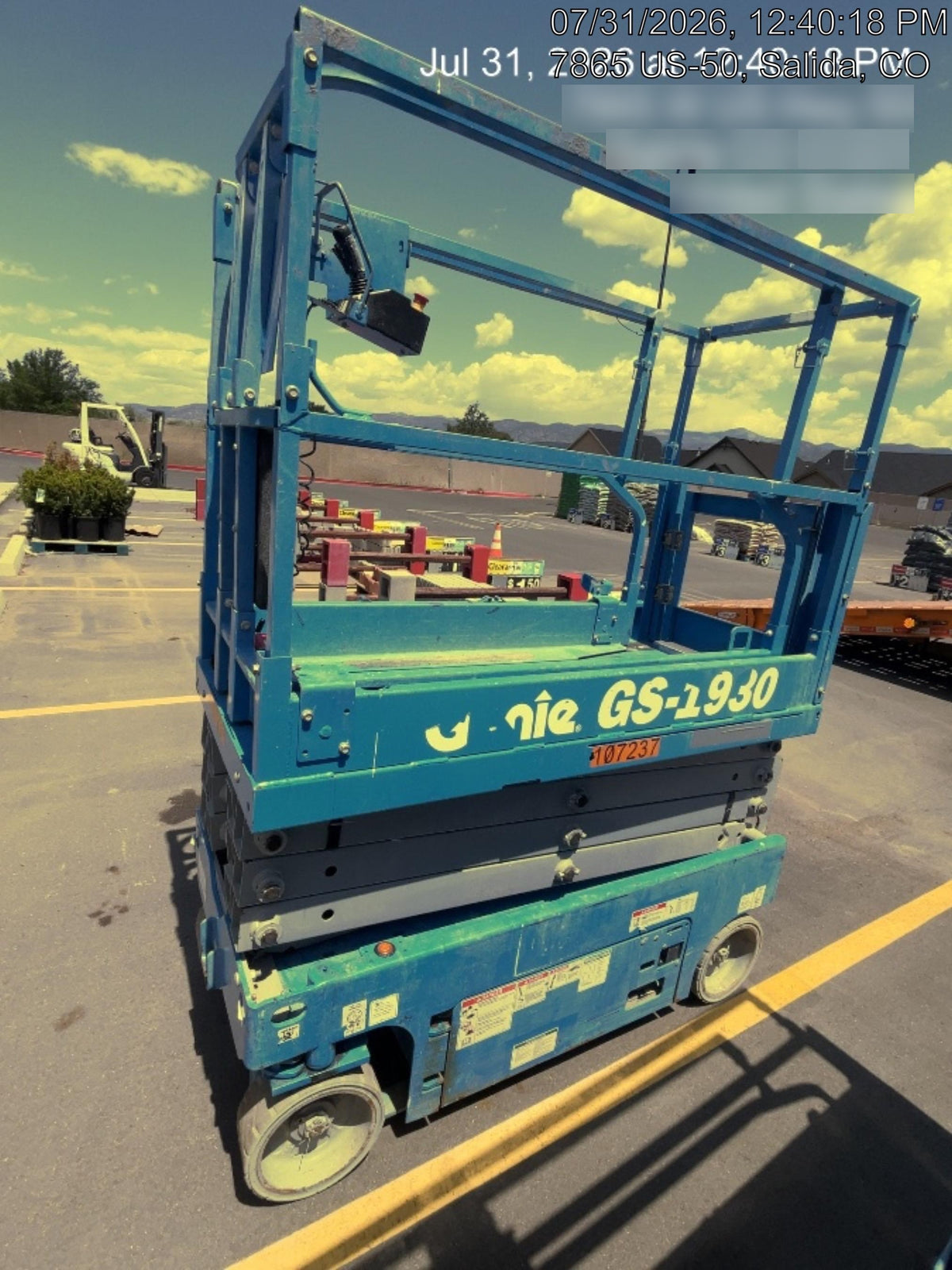 2020 Genie GS-1930 Solid Non Marking Tires, Beacon, Folding rails with half height swing gate, 800W Inverter