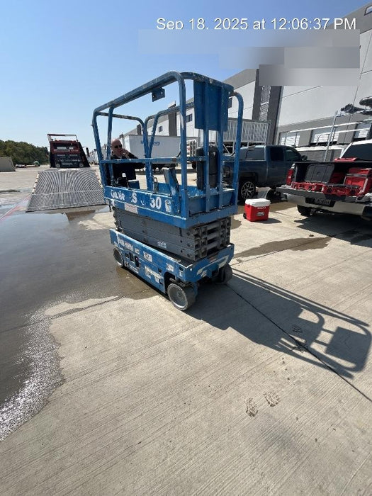 2017 Genie GS-1930 Genie GS1930 Scissor Lift