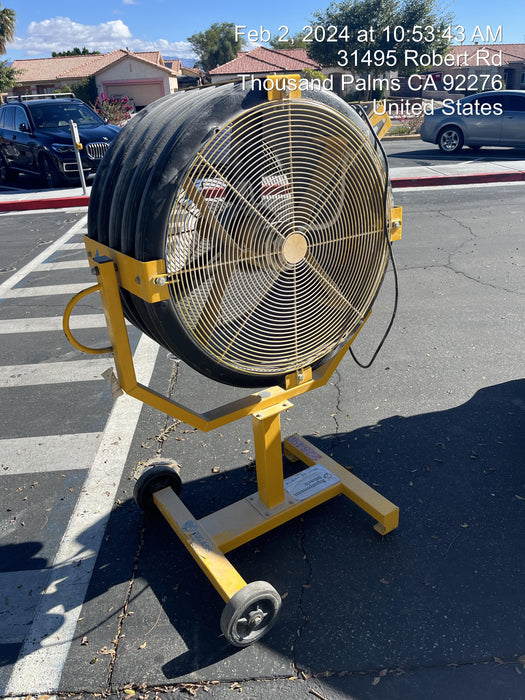 2022 BIG ASS FANS Yellow Jacket