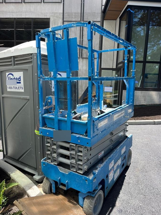 2020 Genie GS-1930 Solid Non Marking Tires, Beacon, Folding rails with half height swing gate, 800W Inverter