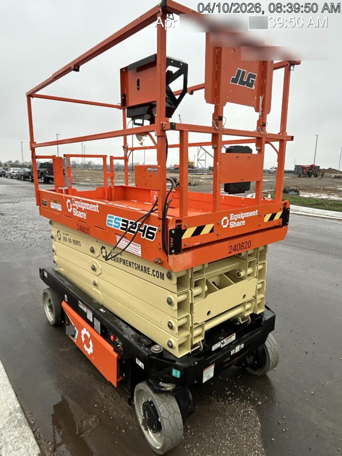 2022 JLG ES3246