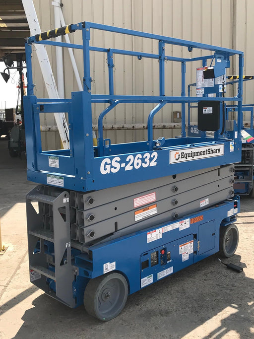 2020 Genie GS-2632 Solid NM Tires, Folding Rails with Half-Height Swing Gate, Beacon