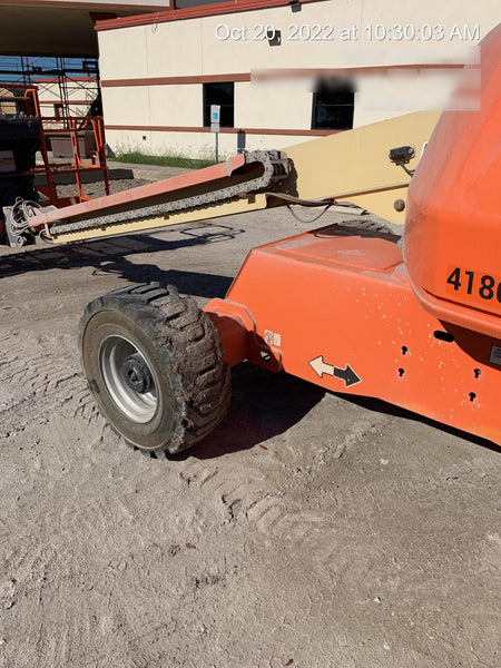 2019 JLG 400S