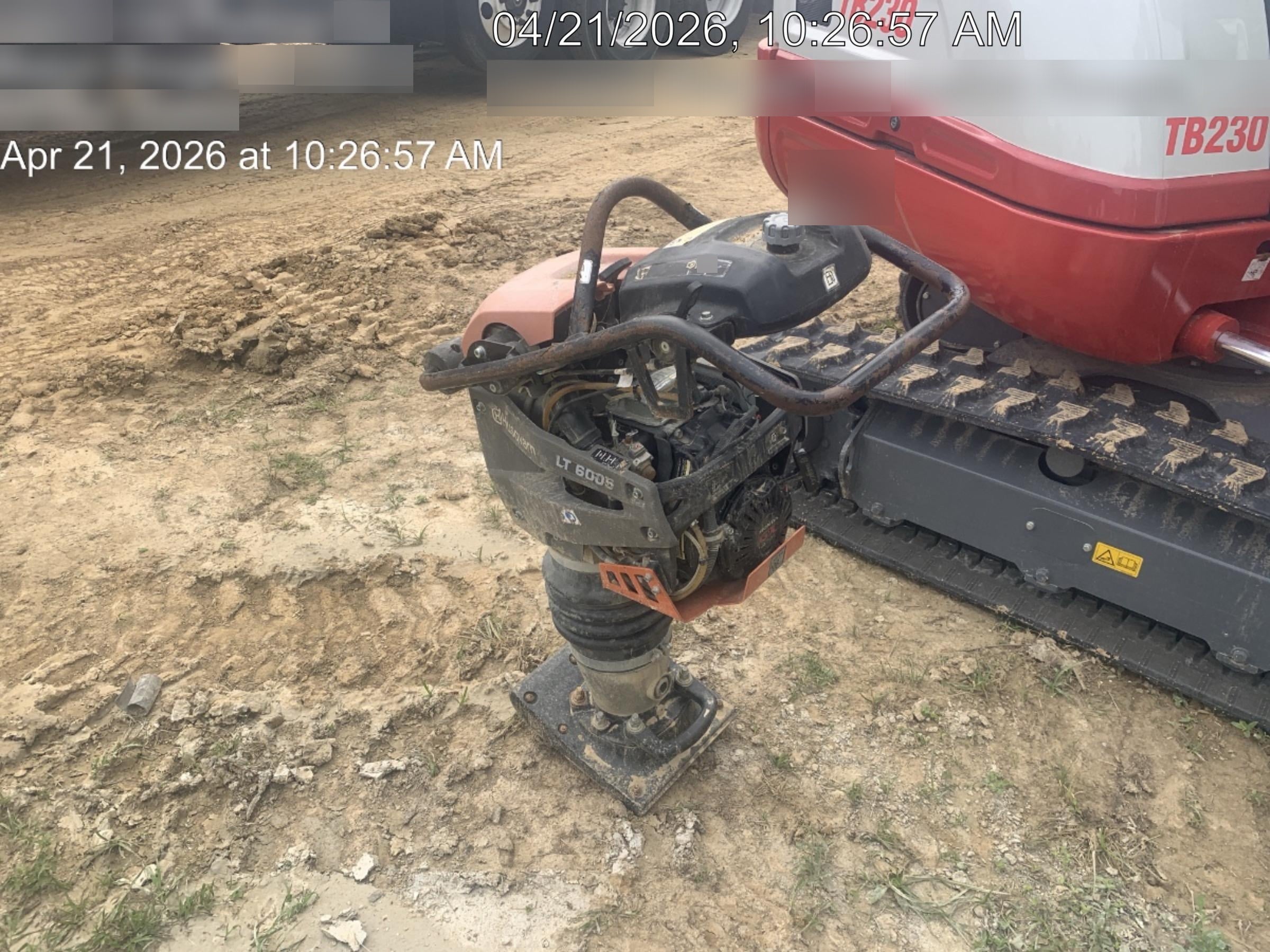 2024 HUSQVARNA LT6005