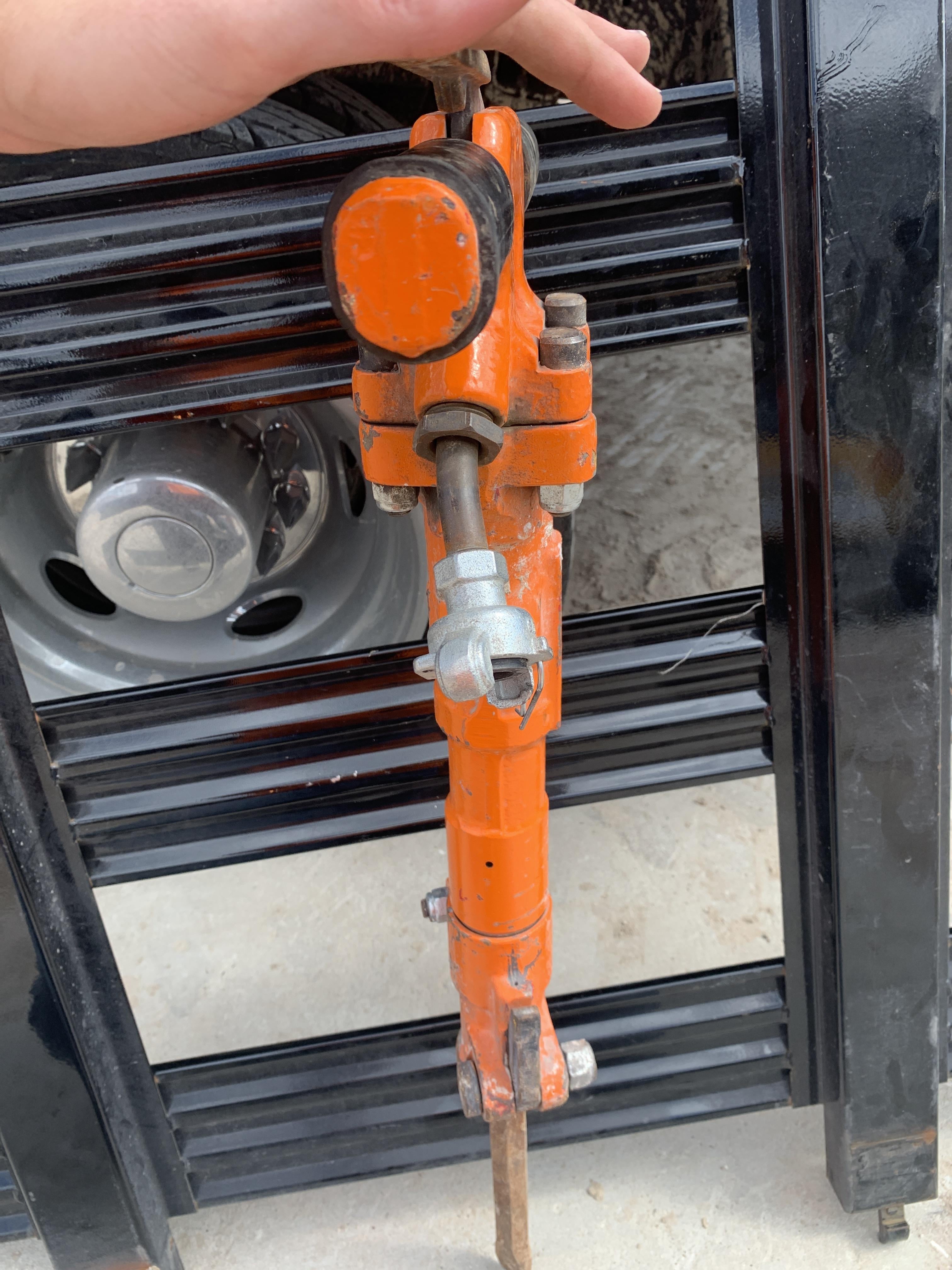 2020 MICHIGAN PNEUMATIC MP-30-1