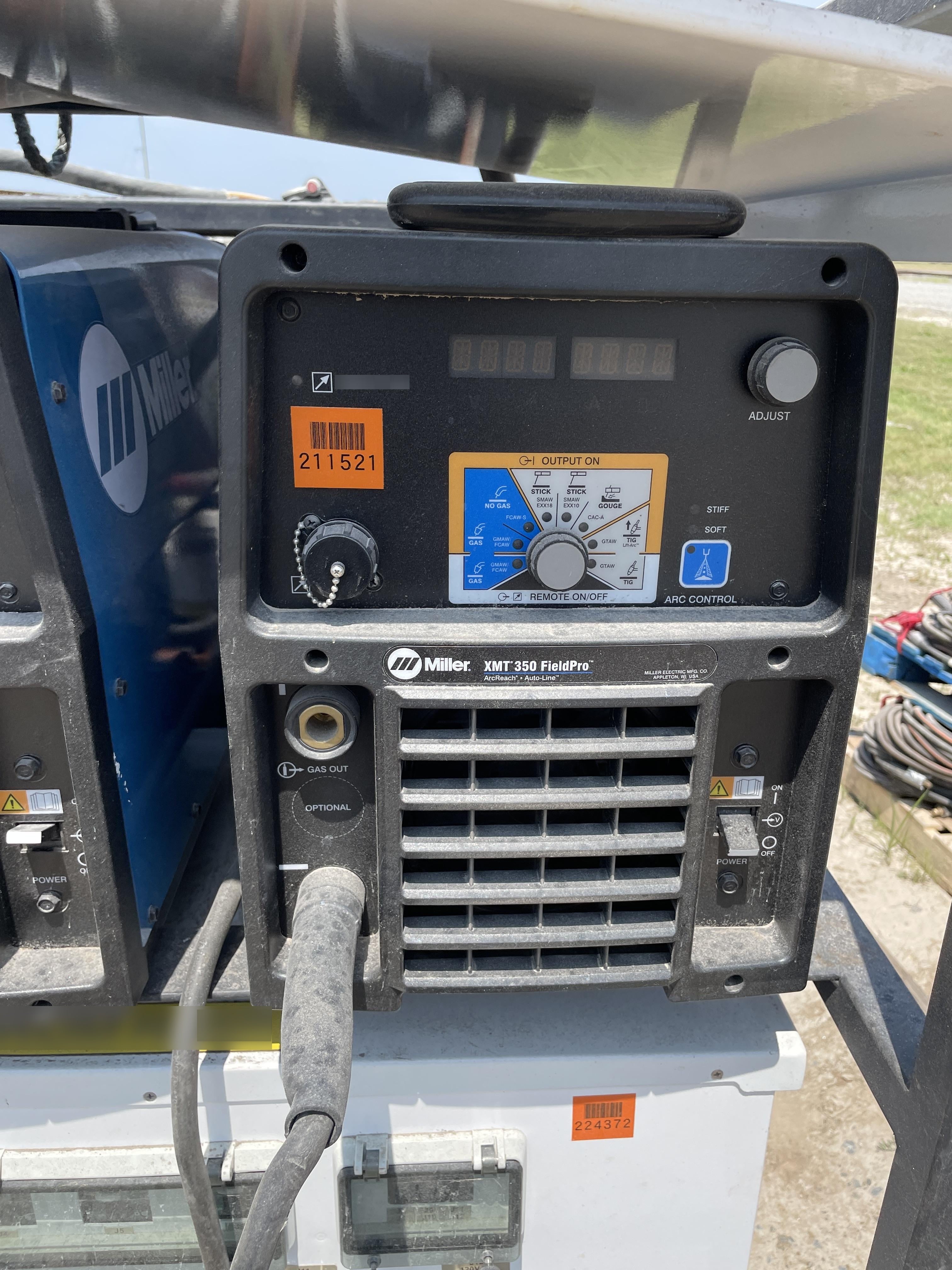 2021 MILLER ELECTRIC XMT 350