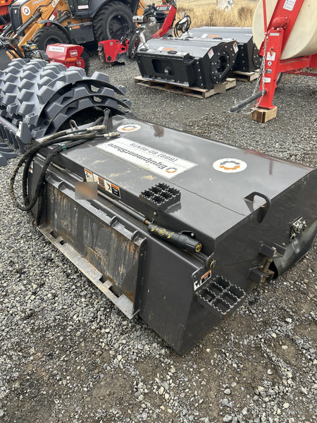 2020 PALADIN Sweepster SB72