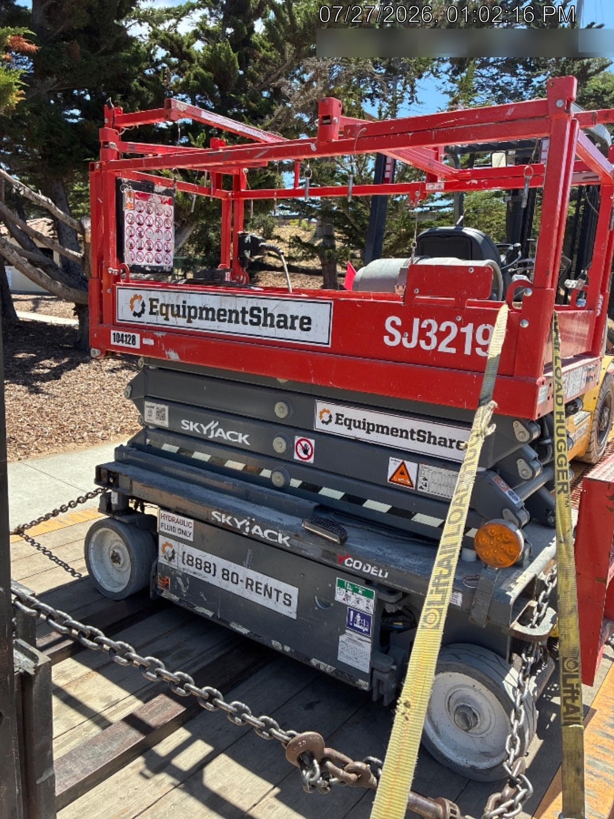 2020 Skyjack SJIII-3219 Solid NM Tires, Half height spring hinged entry gate, Dual Beacons, 800W Inverter