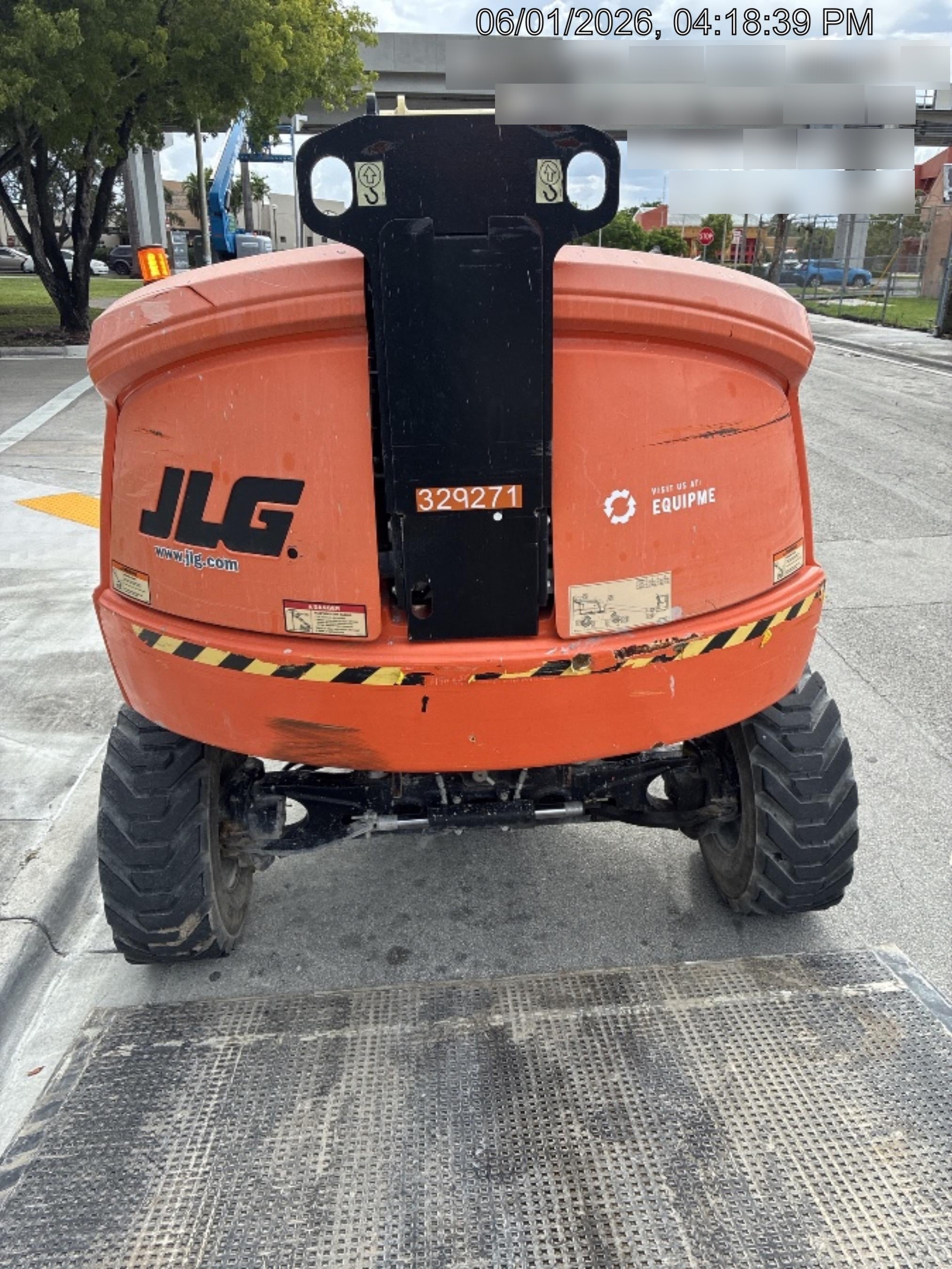2023 JLG 460SJ