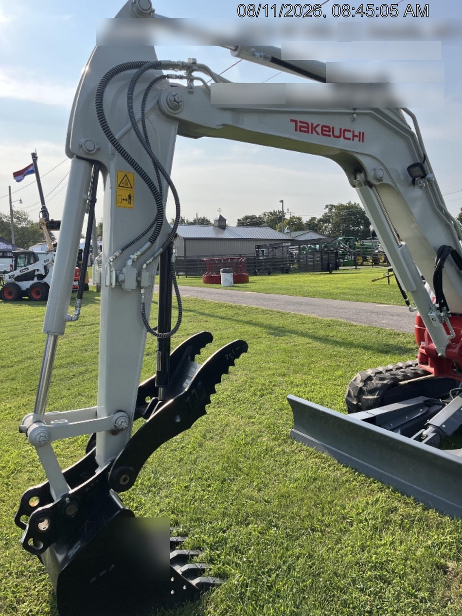 2025 TAKEUCHI TB260-CRA