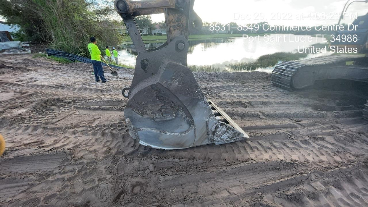 2017 WERK-BRAU 60" Bucket - Werk-Brau