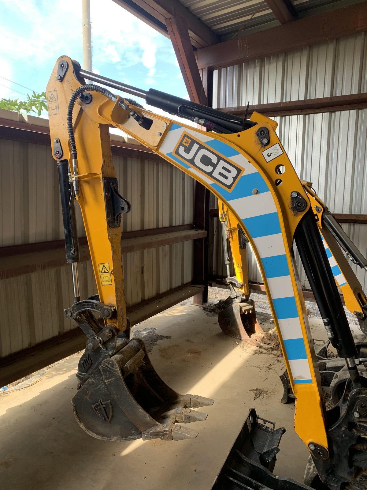 2021 JCB 19C-1E