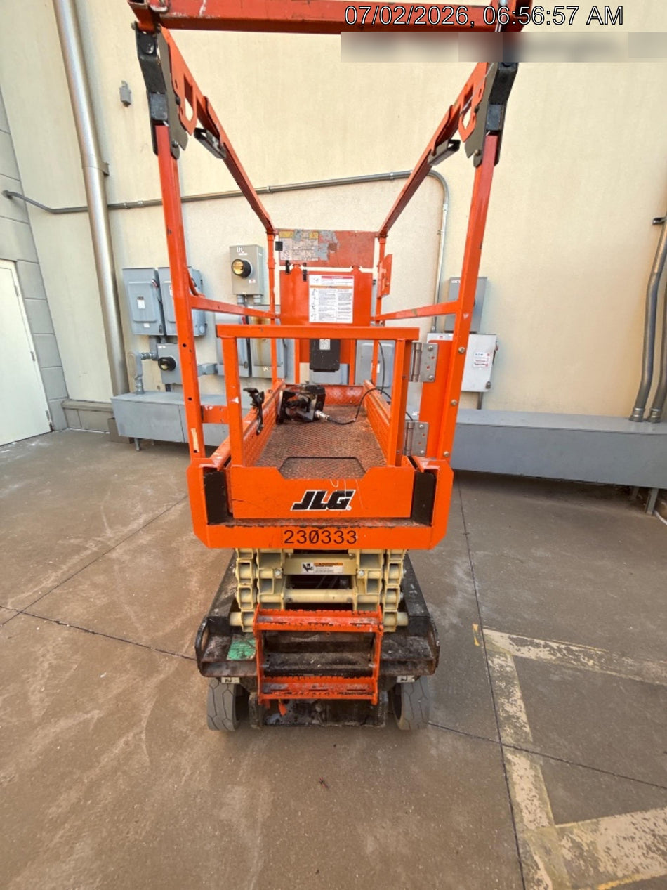 2022 JLG ES1932