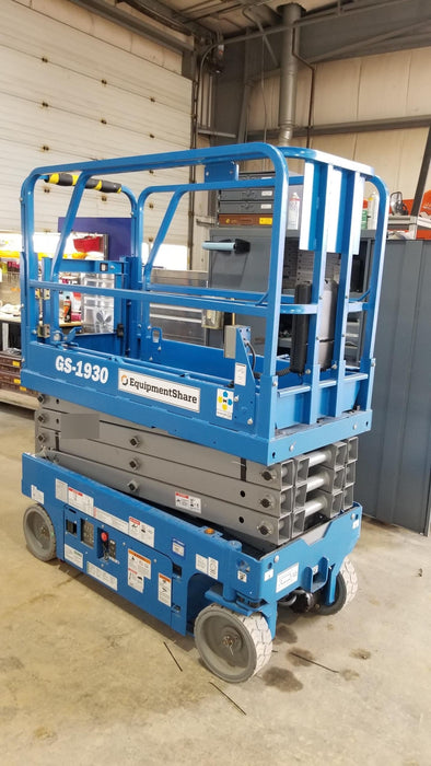 2020 Genie GS-1930 Solid Non Marking Tires, Beacon, Folding rails with half height swing gate