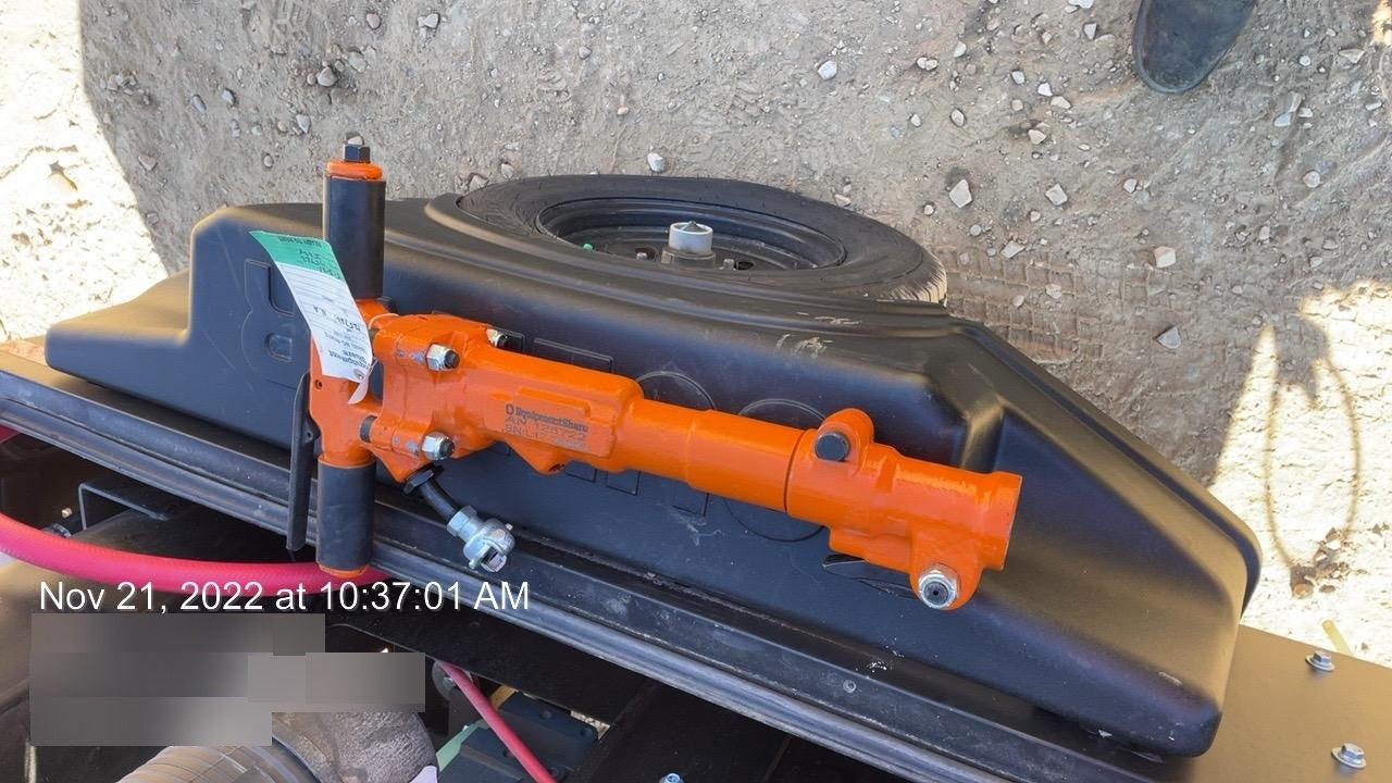 2021 MICHIGAN PNEUMATIC MP-30-1