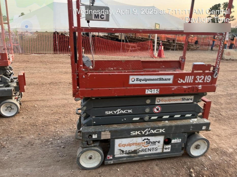 2017 Skyjack SJIII-3219 SJ3219III