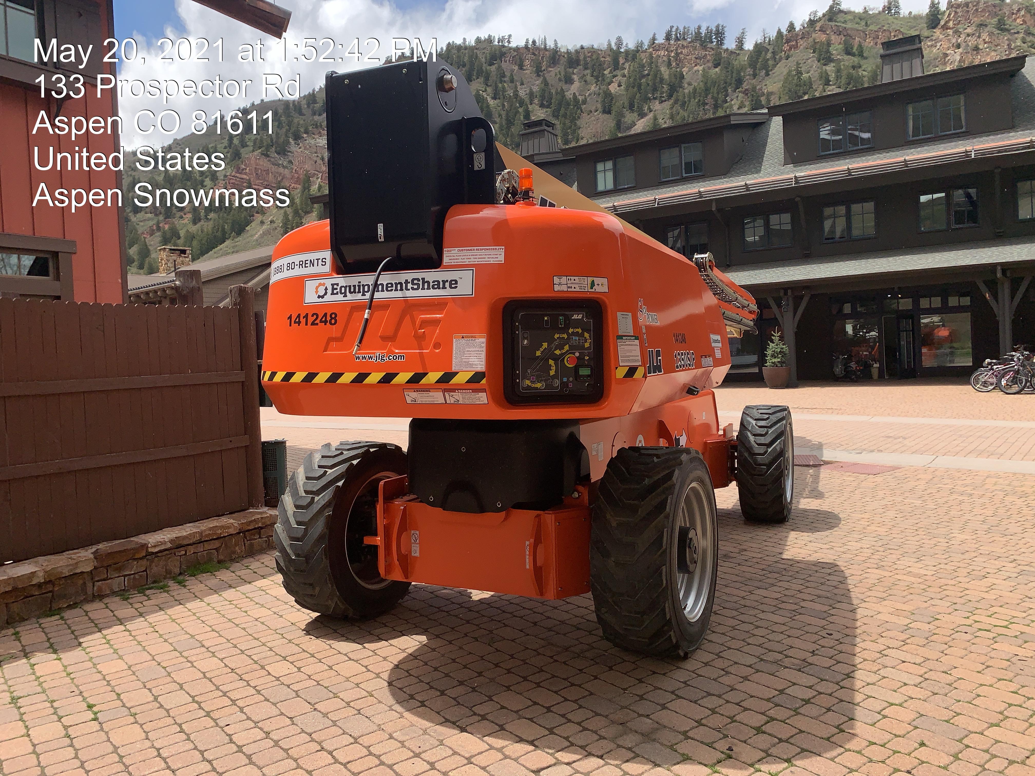 2021 JLG 1350SJP