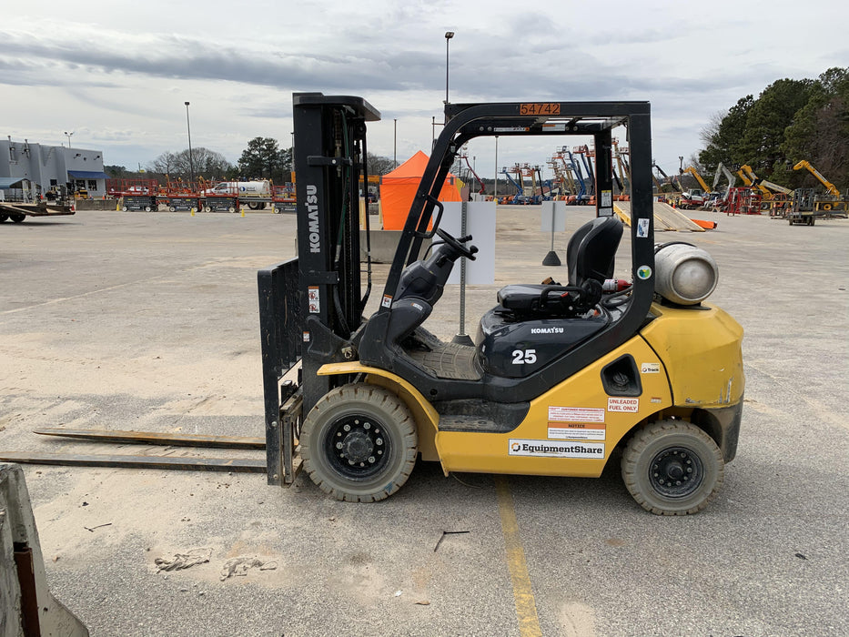 2019 KOMATSU FG25T-16