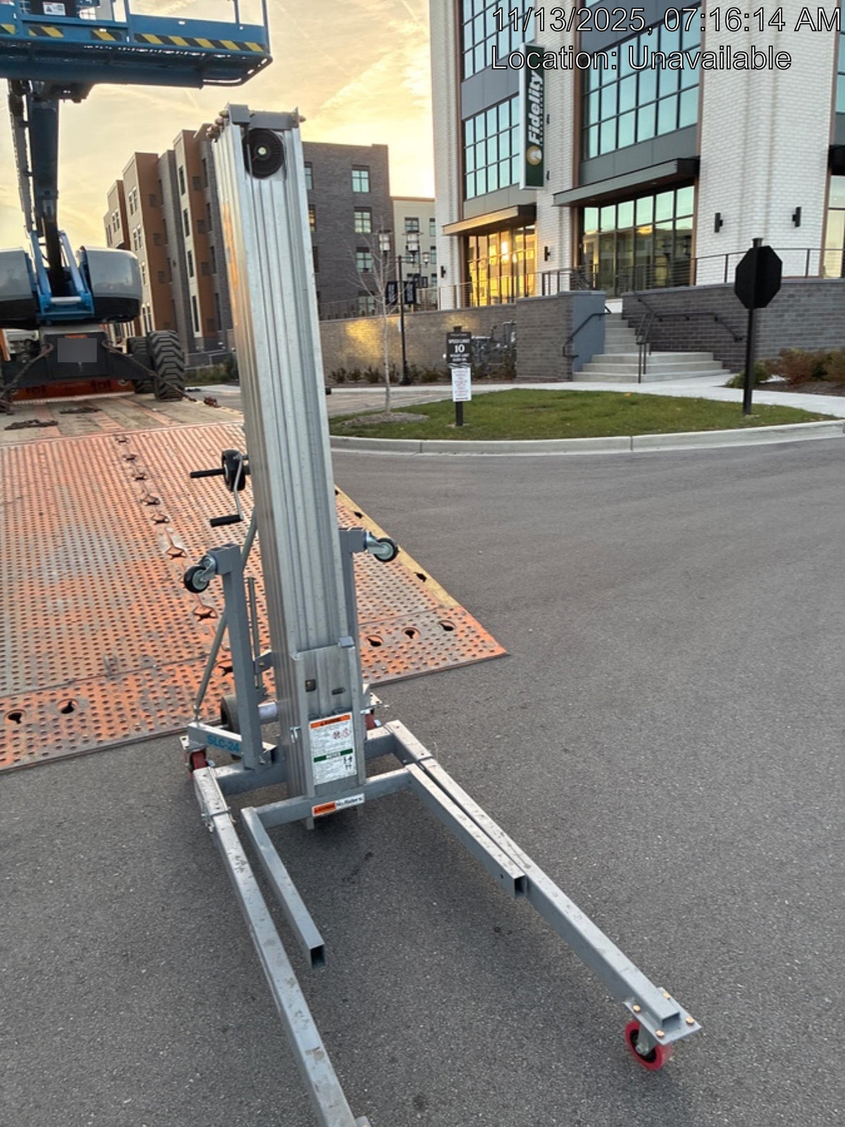 2025 GENIE SLC-24